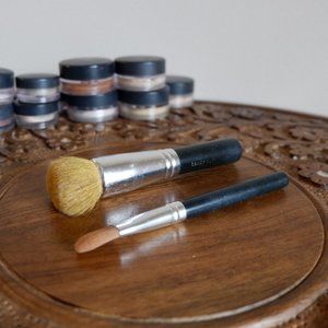 Bareminerals Lot of 2 Makeup Brushes
